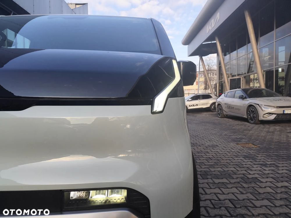 Kia PV5 - 3