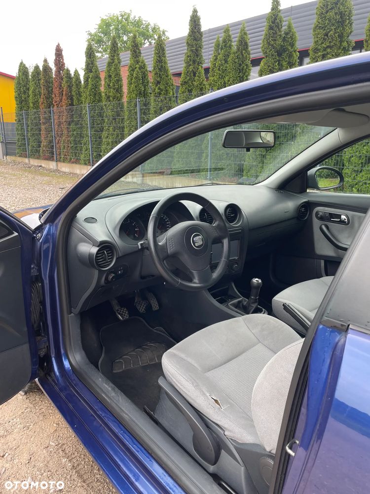 Seat Ibiza 1.4 16V Reference - 11