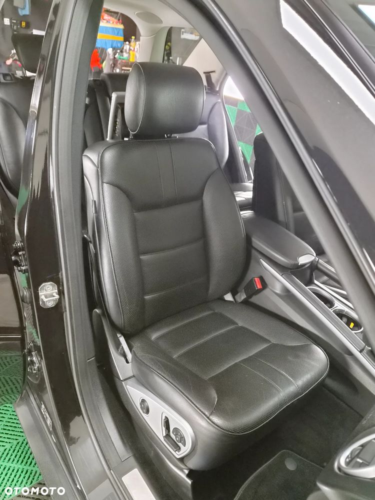Mercedes-Benz ML - 24