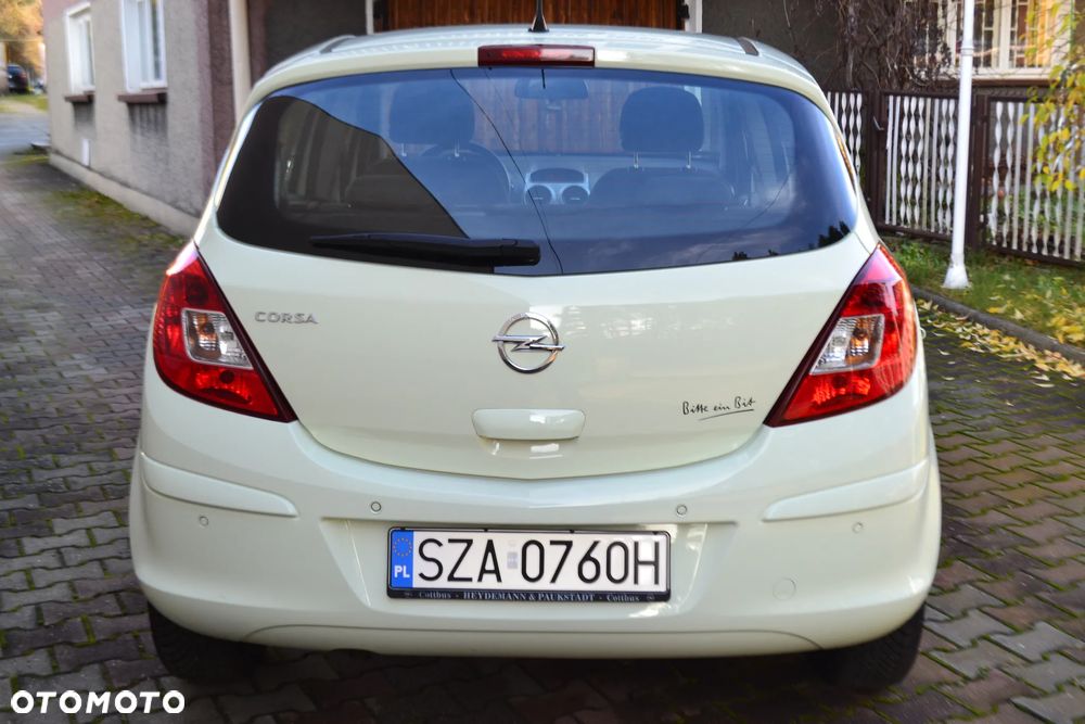 Opel Corsa 1.4 Cosmo - 11