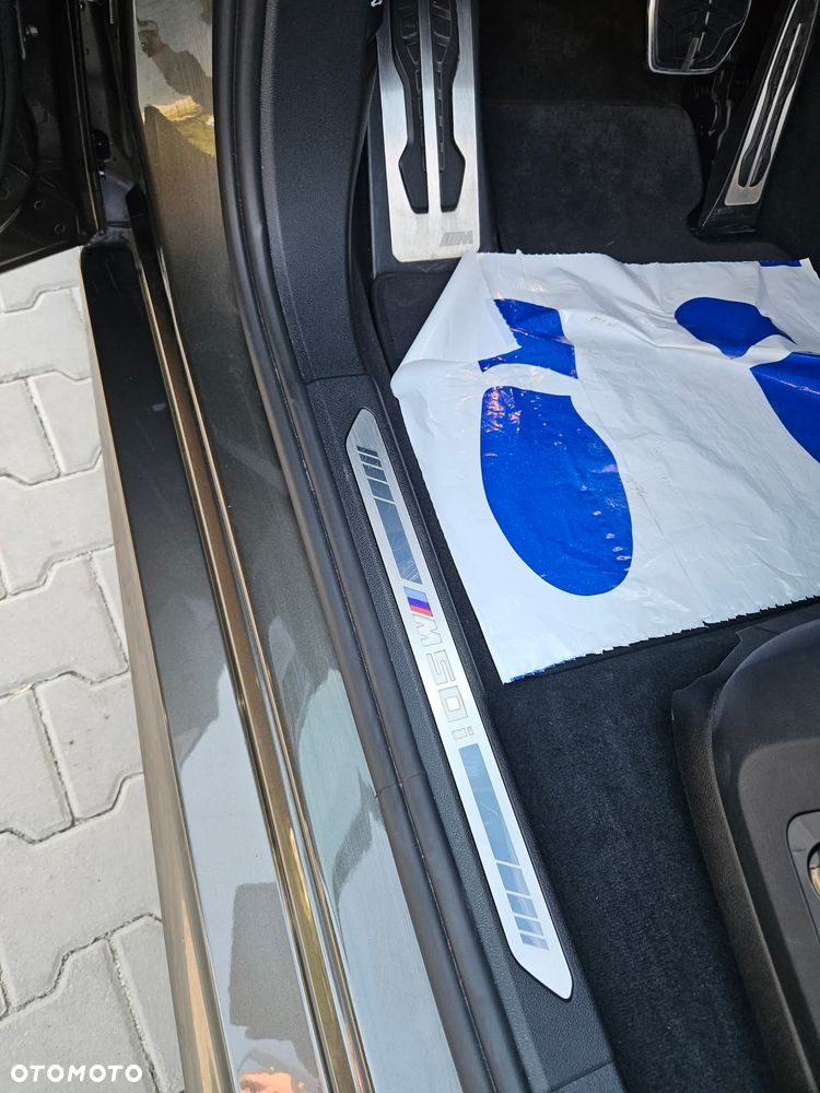 BMW X6 M50i - 16