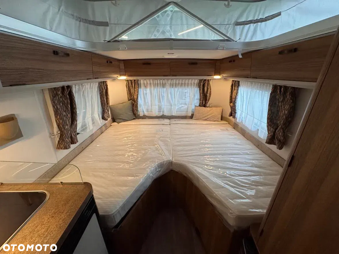 Hymer-Eriba Touring 542 - 19