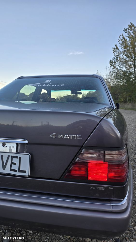 Mercedes-Benz W124 - 14