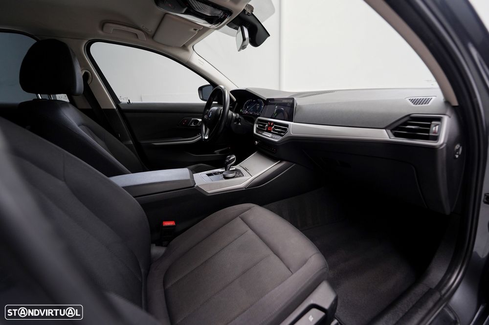 BMW 330 e Corporate Edition Auto - 6