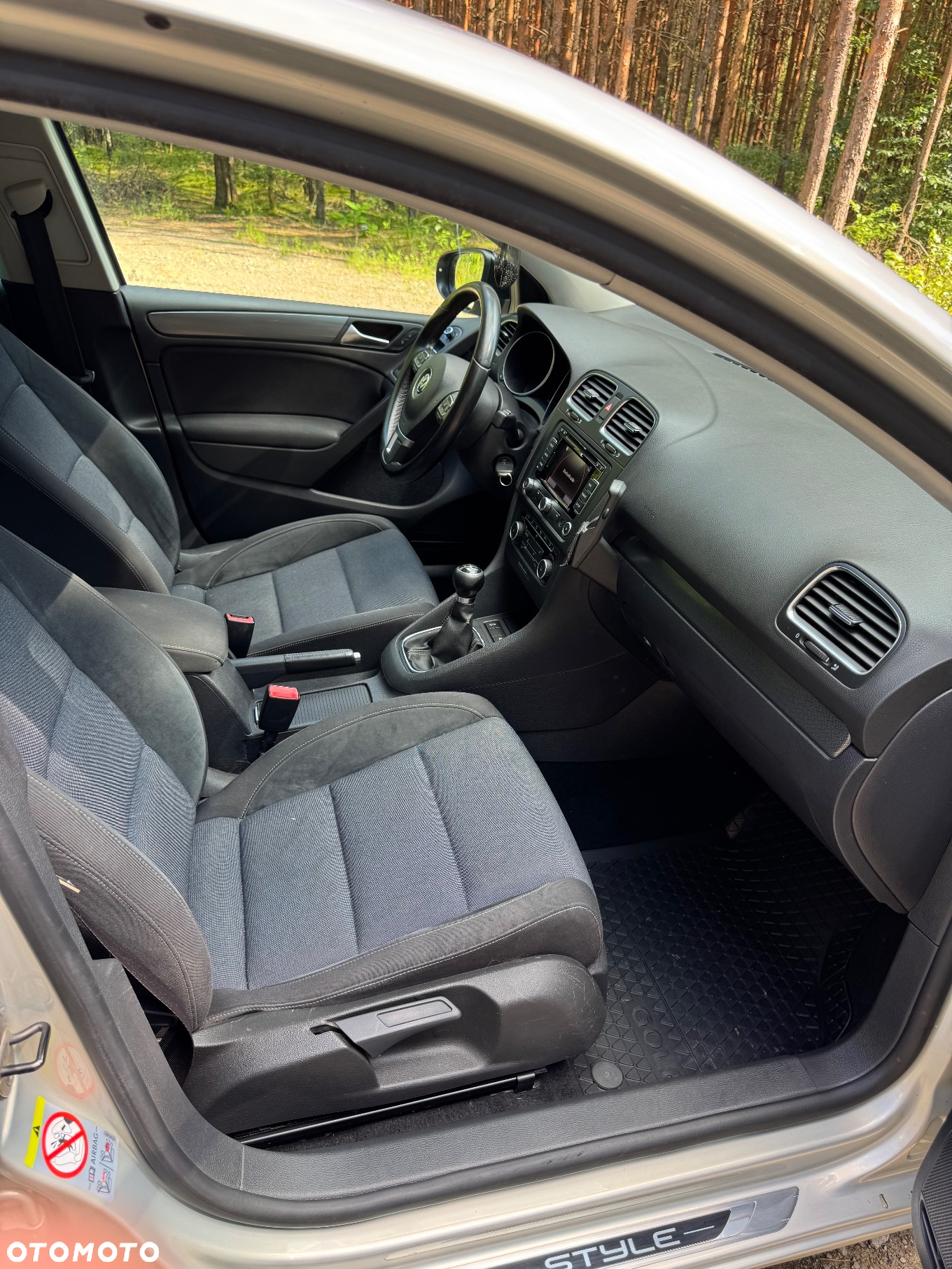Volkswagen Golf - 10