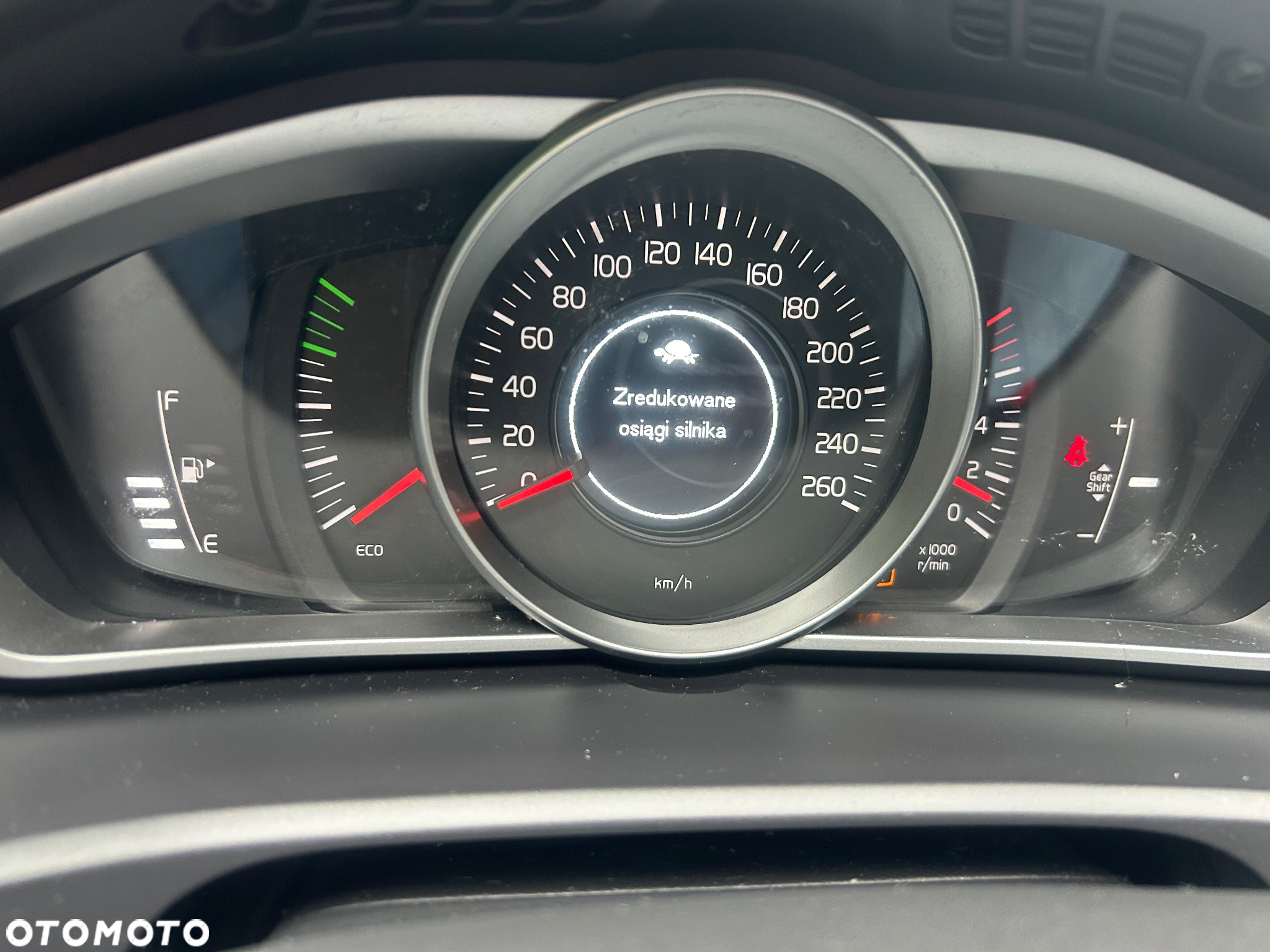 Volvo V40 T3 Drive-E Kinetic - 9