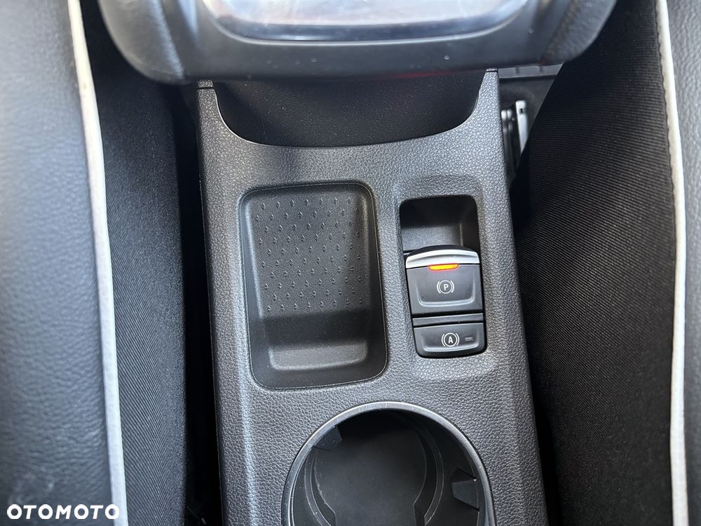 Renault Captur 1.3 TCe mHEV Techno EDC - 20