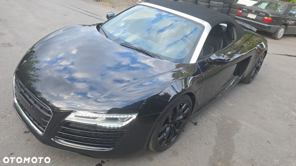 Audi R8 Spyder - 2