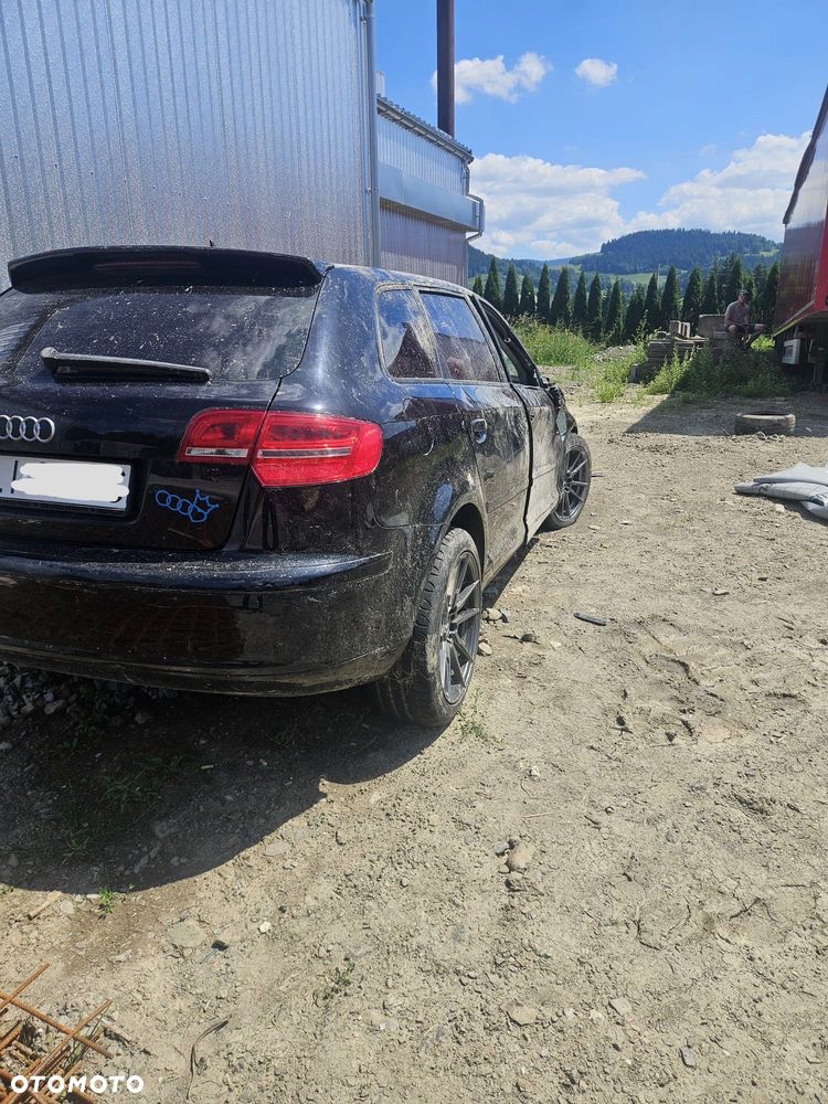 Audi A3 Sportback 2.0 TDI quattro Ambiente - 4