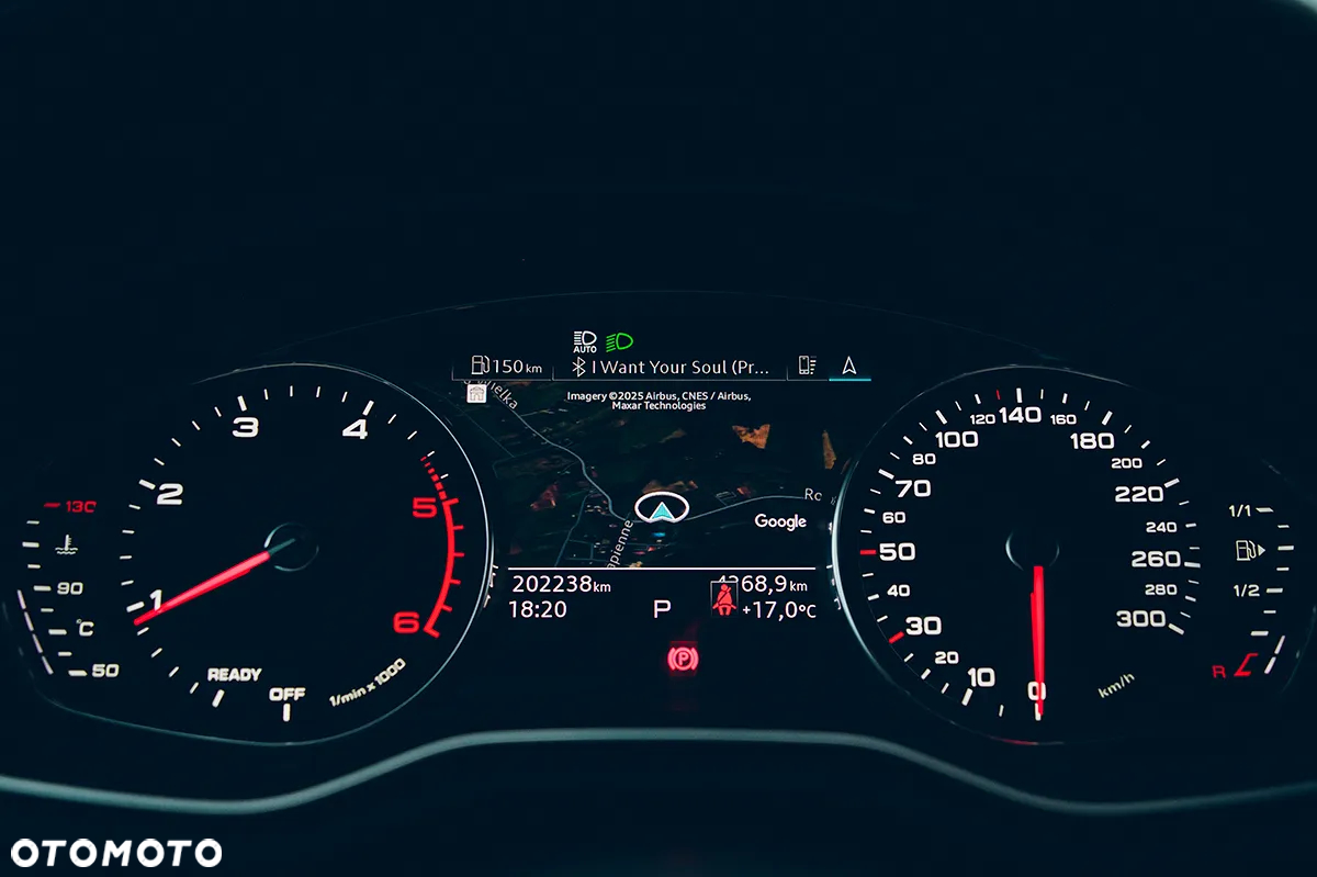 Audi A4 Avant 35 TDI S tronic S line - 38