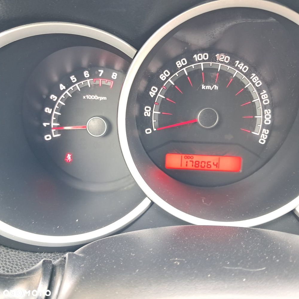 Kia Venga 1.4 CVVT Vision - 2