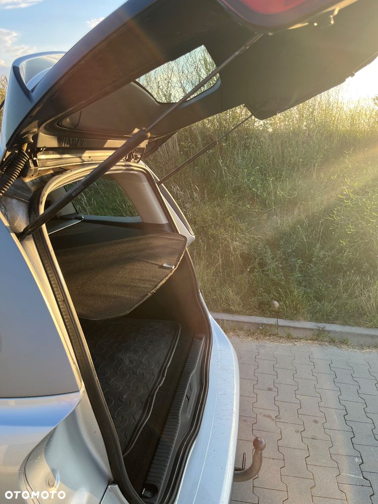 Citroën C4 Grand Picasso - 8