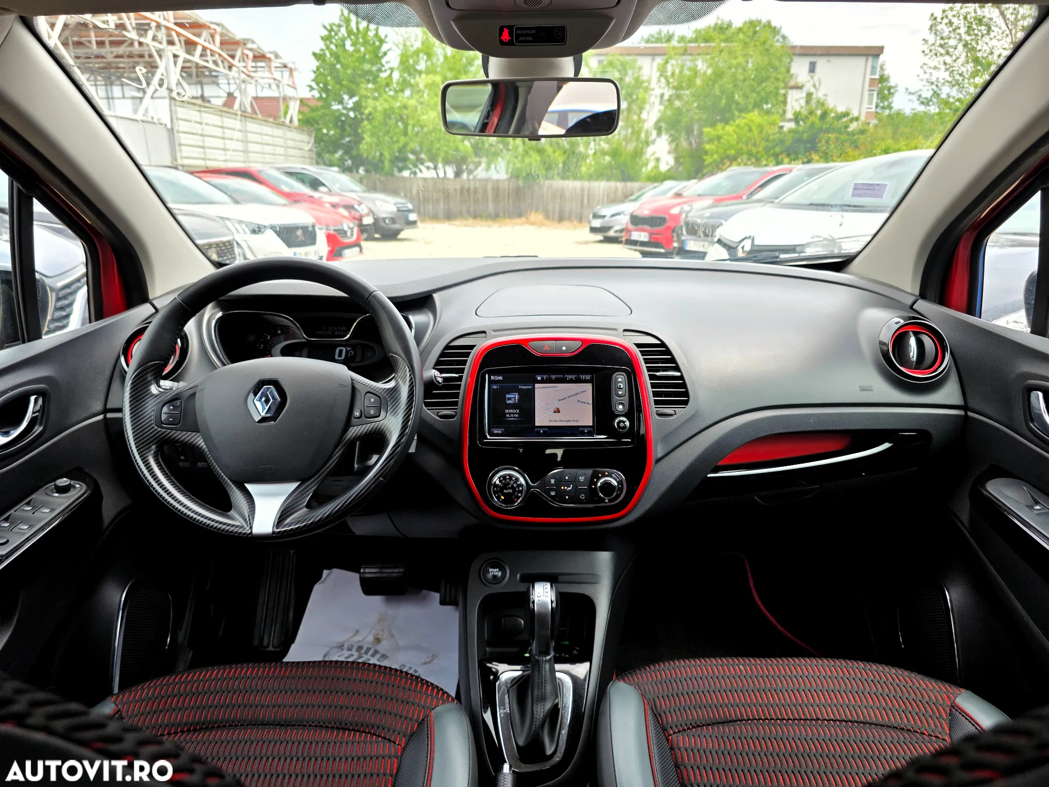 Renault Captur dCi 90 EDC Helly Hansen - 19
