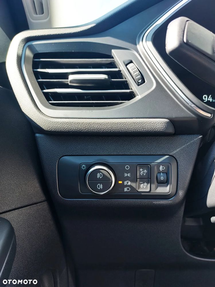 Ford Kuga 2.5 FHEV FWD Titanium eCVT - 11