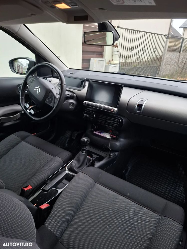 Citroën C4 Cactus 1.2 PureTech S&S BVM Shine - 11