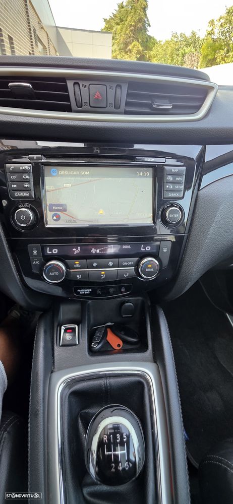 Nissan Qashqai 1.6 dCi 360 S - 13