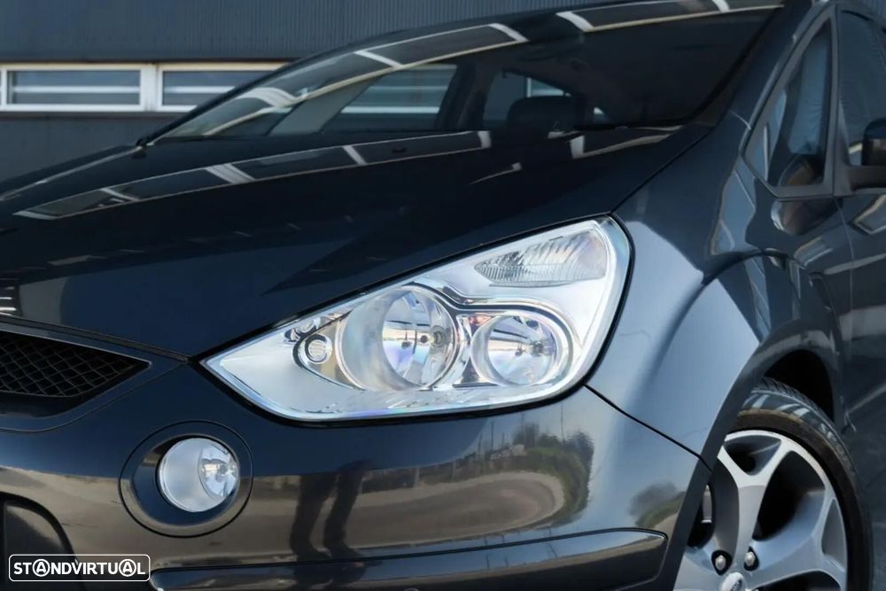Ford S-Max - 26