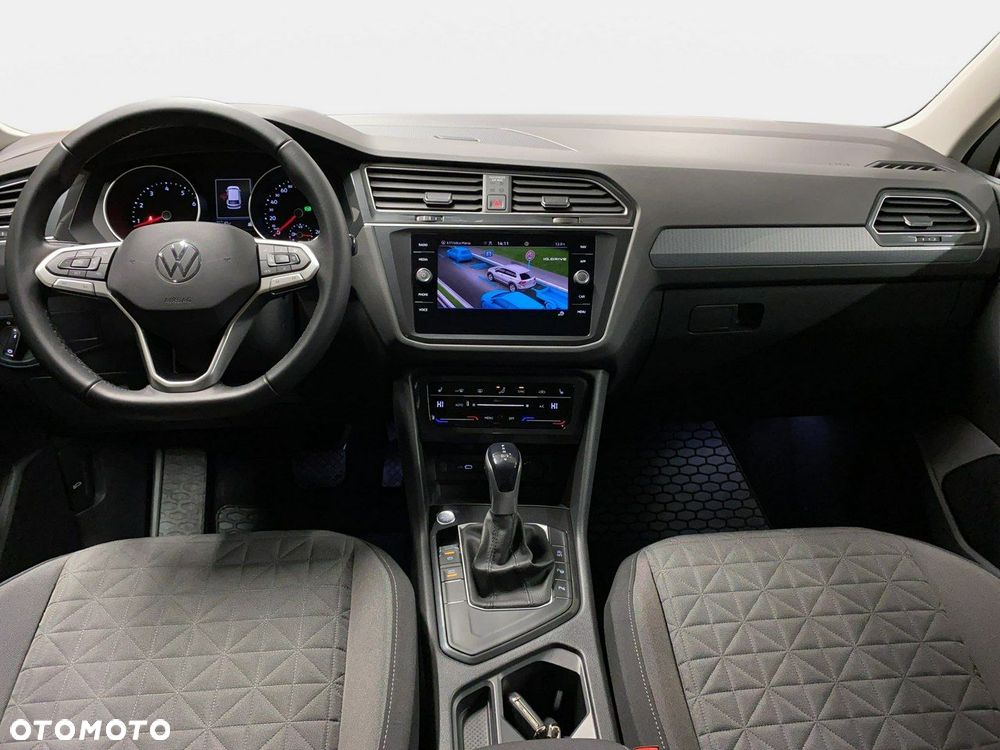 Volkswagen Tiguan - 21