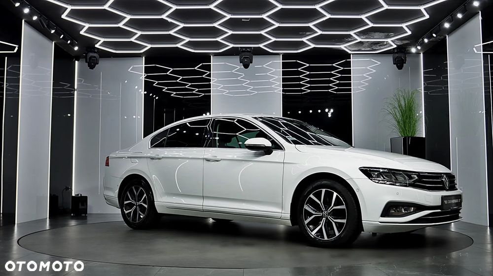 Volkswagen Passat 2.0 TSI Business DSG - 13