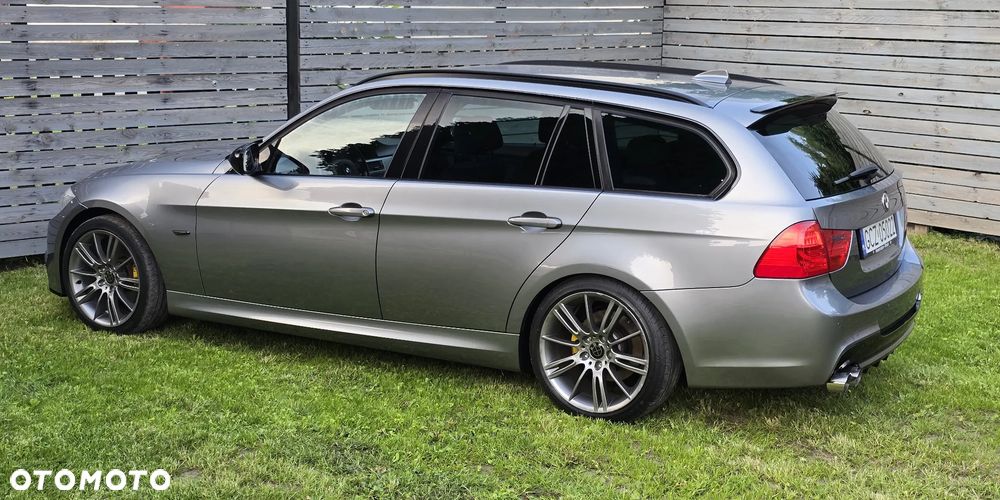 BMW Seria 3 320d Efficient Dynamics Sport Line - 16