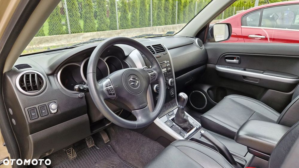 Suzuki Grand Vitara 1.9 DDiS De Luxe EU5 - 14