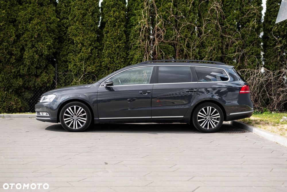 Volkswagen Passat - 8