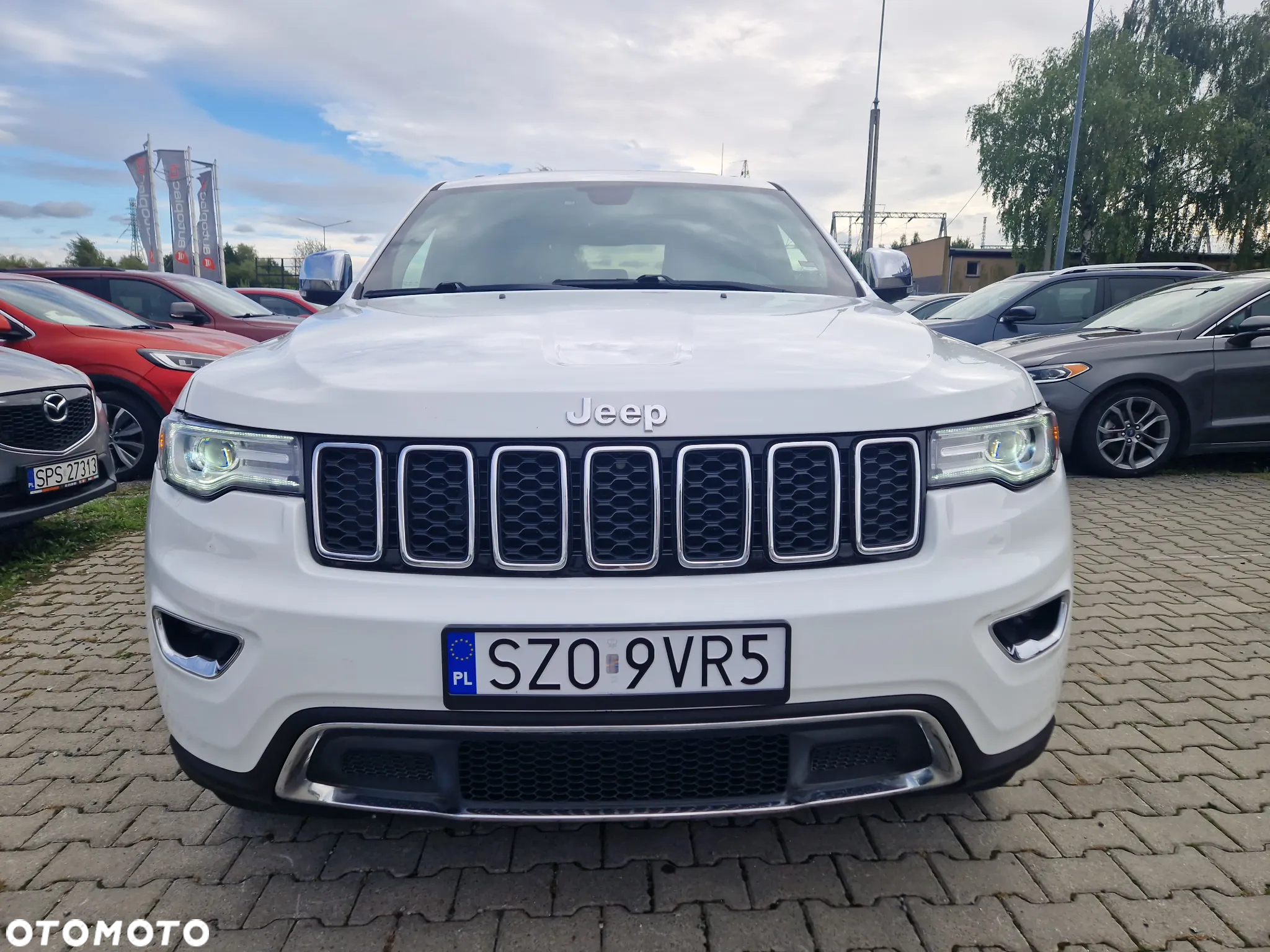 Jeep Grand Cherokee - 6