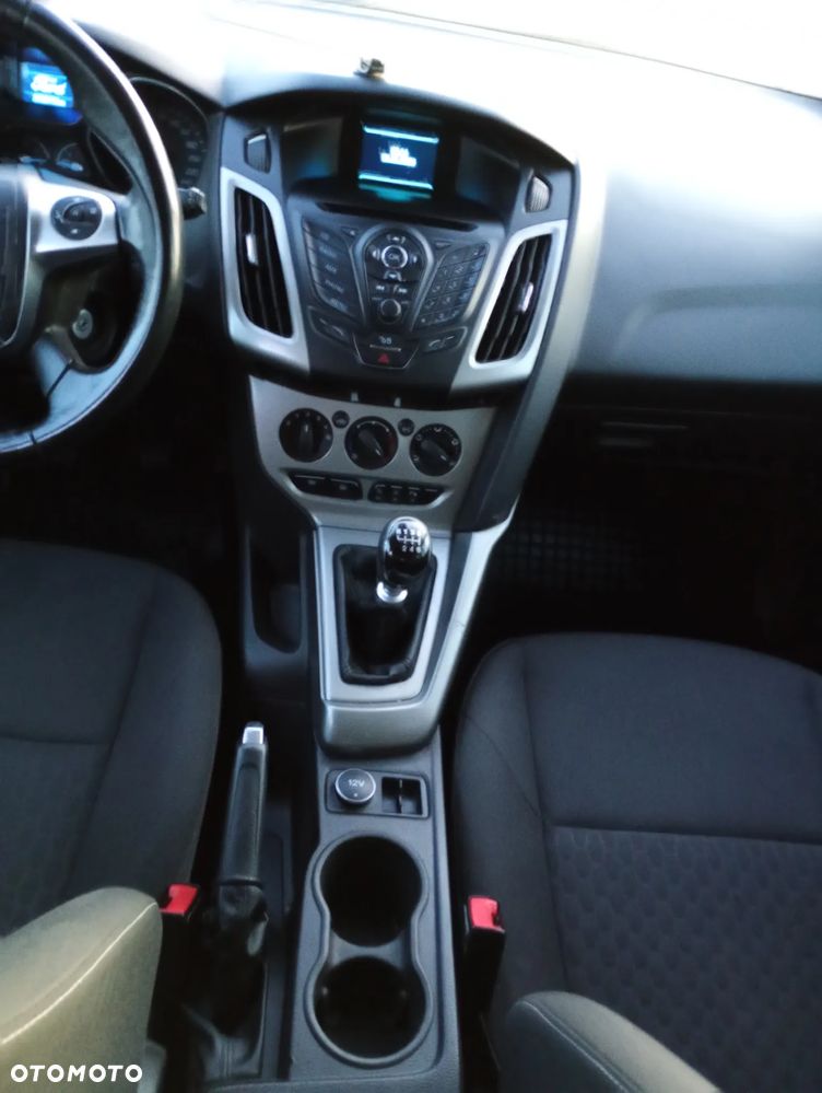 Ford Focus - 13