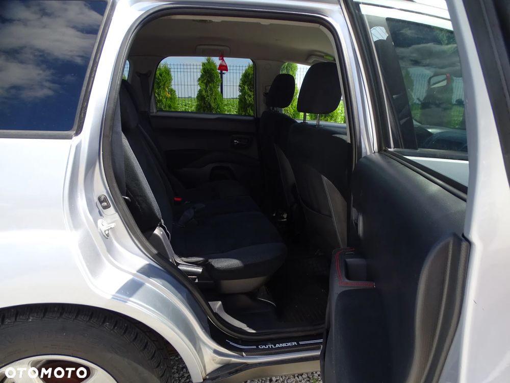 Mitsubishi Outlander 2.0 DID Instyle - 27