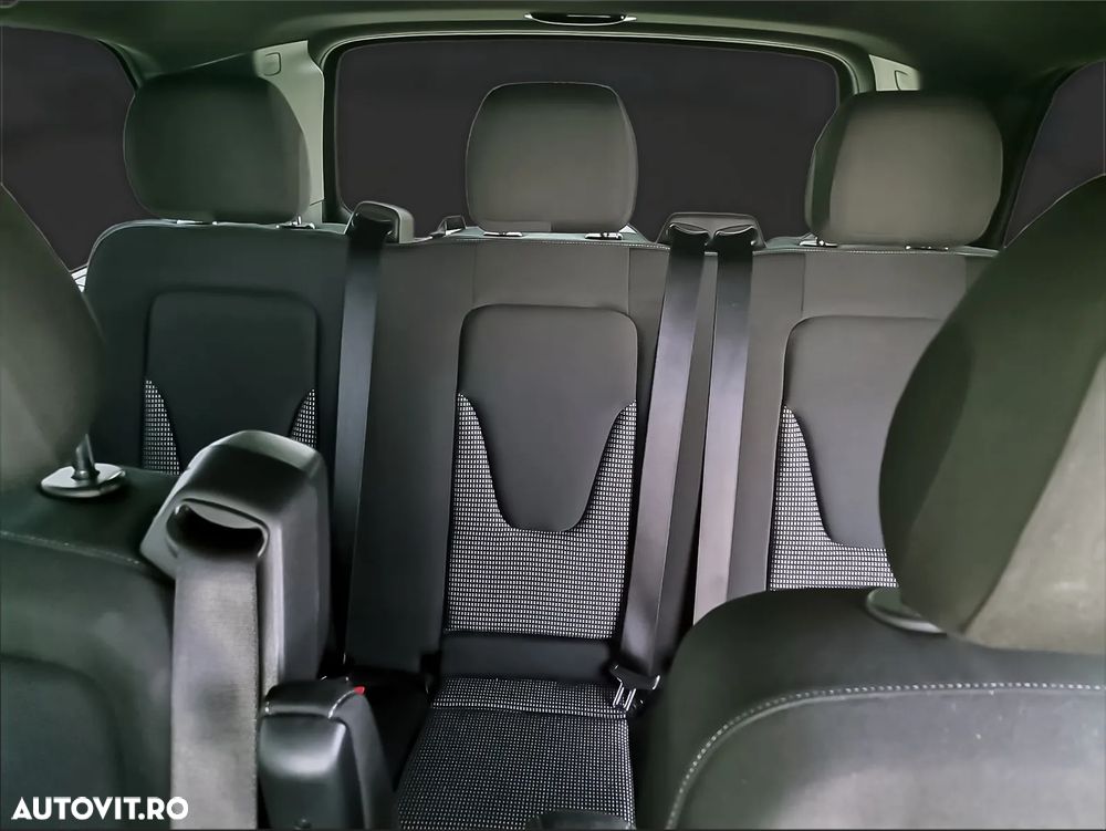 Mercedes-Benz V 220 d Lung Avantgarde - 15