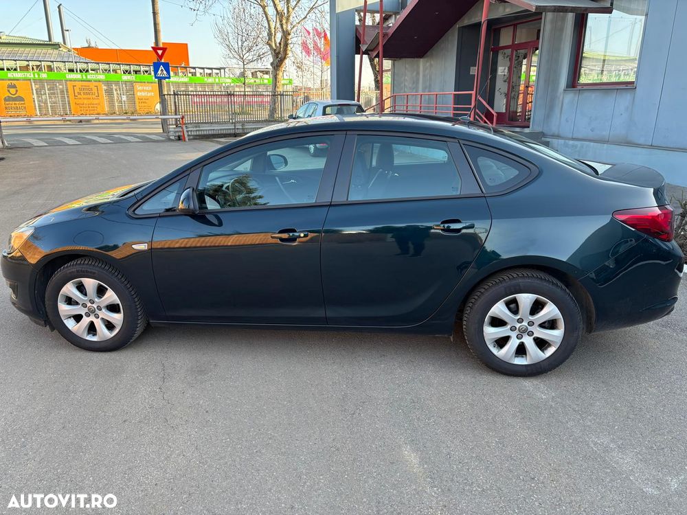 Opel Astra 1.4 Turbo ECOTEC Enjoy - 8