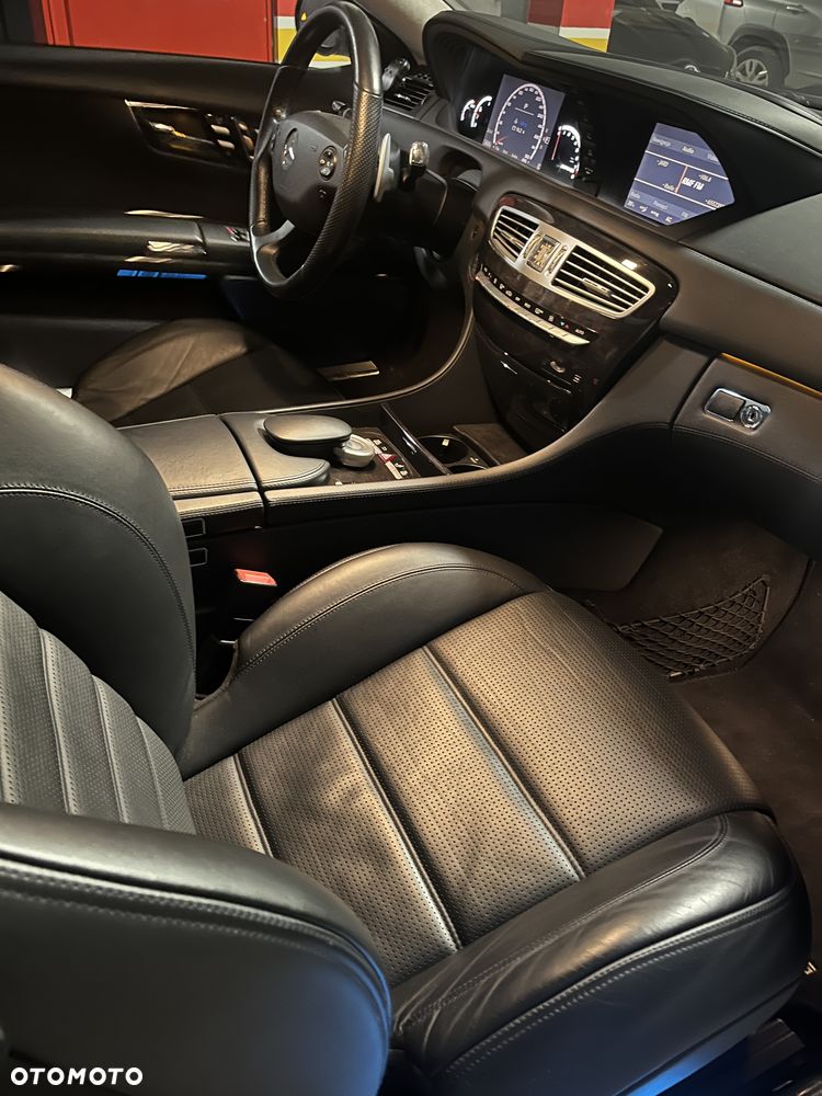 Mercedes-Benz CL - 11