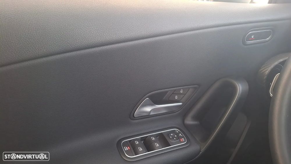 Mercedes-Benz A 200 Standard - 18