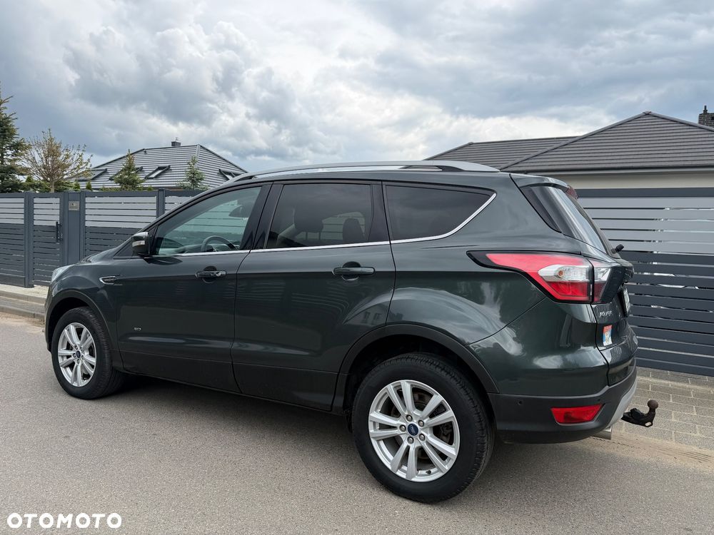 Ford Kuga 2.0 TDCi 4WD Titanium - 25