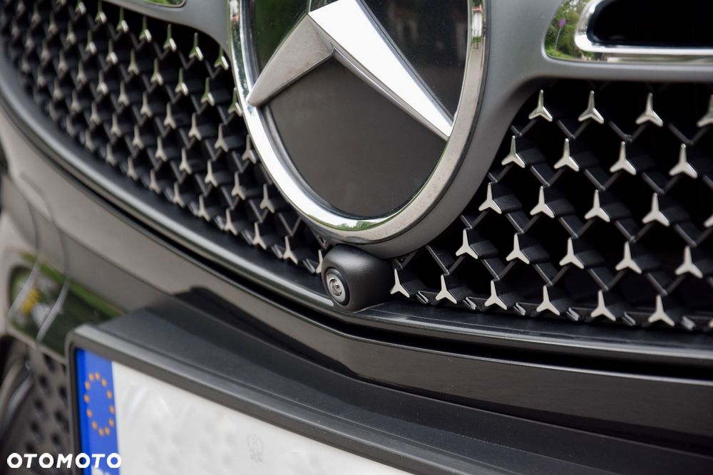 Mercedes-Benz GLC 220 d mHEV 4-Matic AMG Line - 12