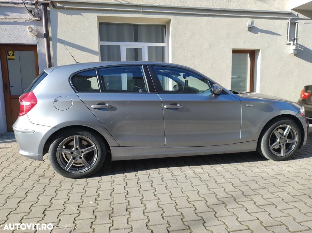 BMW Seria 1 118i Edition Sport - 10
