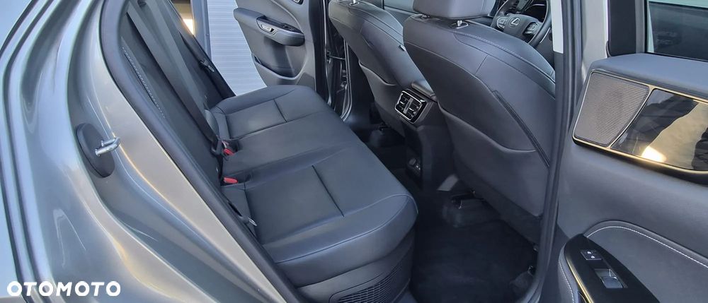 Lexus NX 350h Prestige AWD - 27