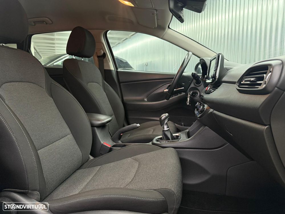 Hyundai i30 SW 1.6 CRDi Style Plus - 16