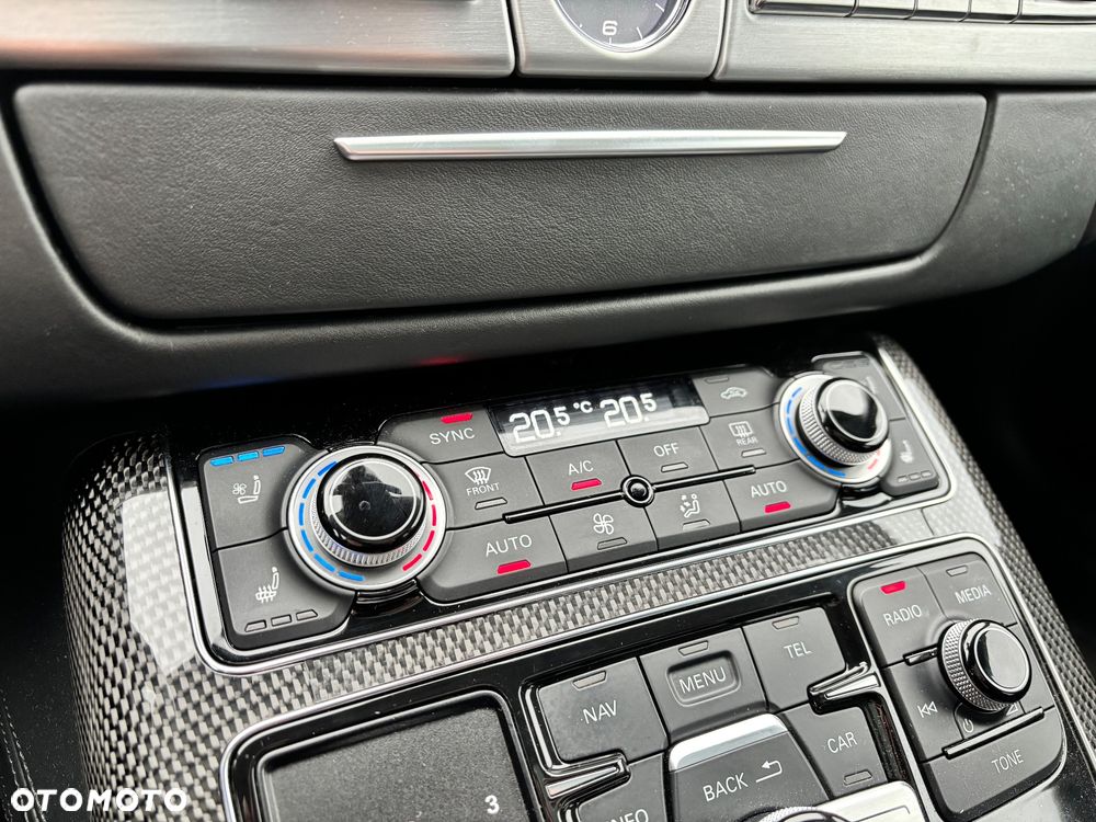 Audi S8 Standard - 19