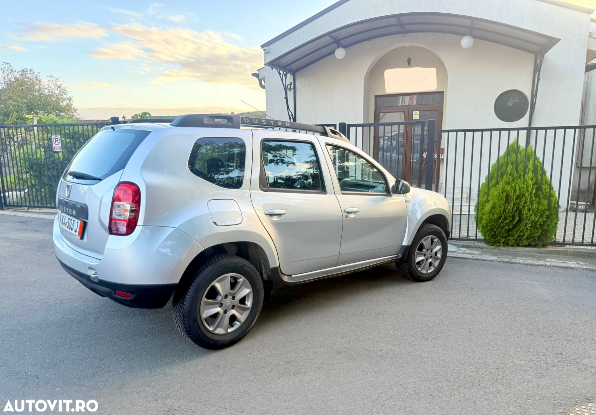 Dacia Duster 1.6 SCe Prestige jante 16" - 33