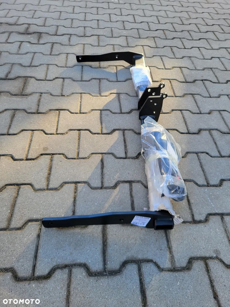 HAK VOLKSWAGEN PASSAT VARIANT Kombi, 4 drz. od 08.2014 od 2024- - 1