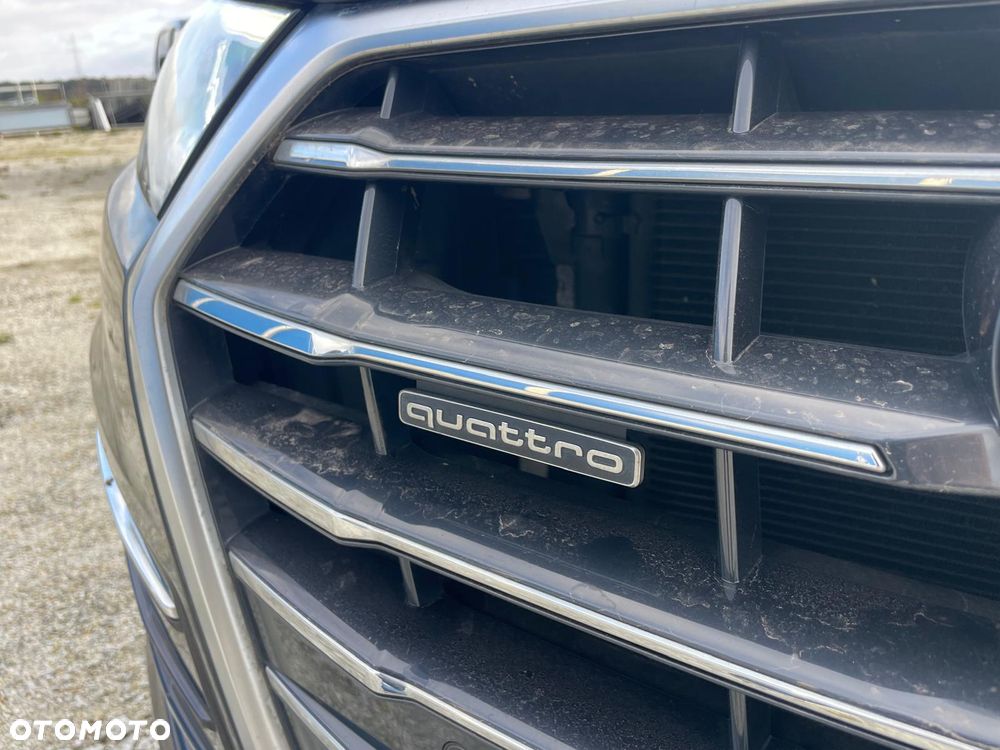 Audi Q5 40 TDI Quattro S tronic design - 9