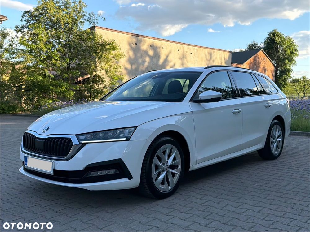 Skoda Octavia 1.5 TSI e-Tec Ambition DSG - 1