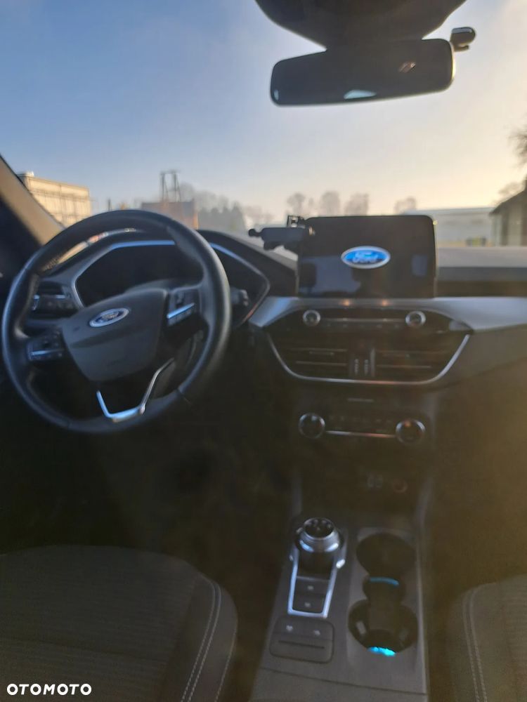 Ford Kuga 2.5 FHEV FWD Titanium - 17