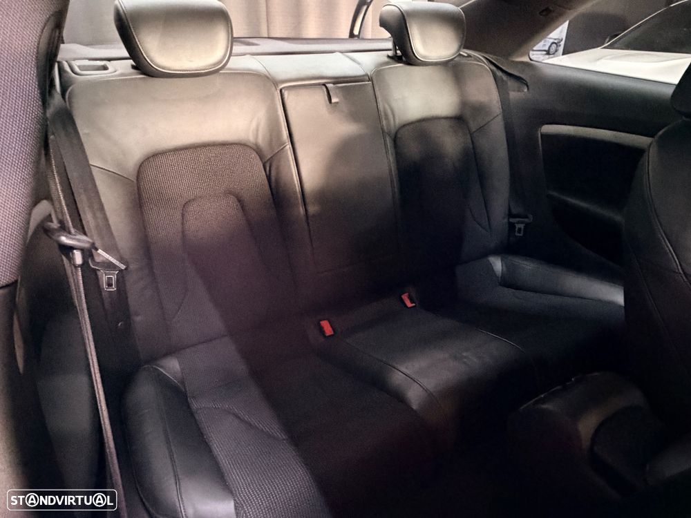 Audi A5 2.0 TDI S-line - 25