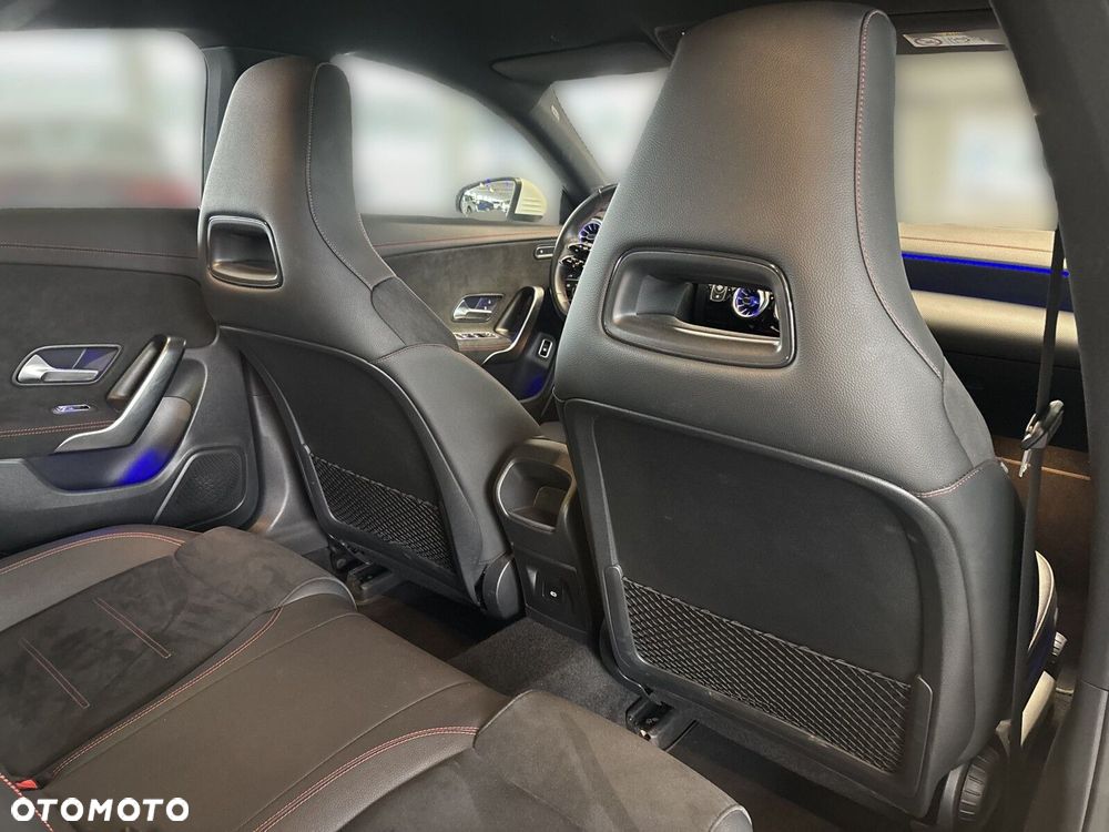 Mercedes-Benz CLA - 20
