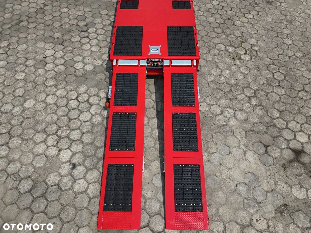 Inny 3 OSIOWA NISKOPODWOZIOWA Z TWARDYM POKŁADEM! NAJAZDY HYDRAULICZNE, OŚ SKRĘTNA - OŚ PODNOSZONA - 4