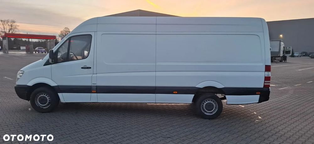 Mercedes-Benz SPRINTER 906 - 5