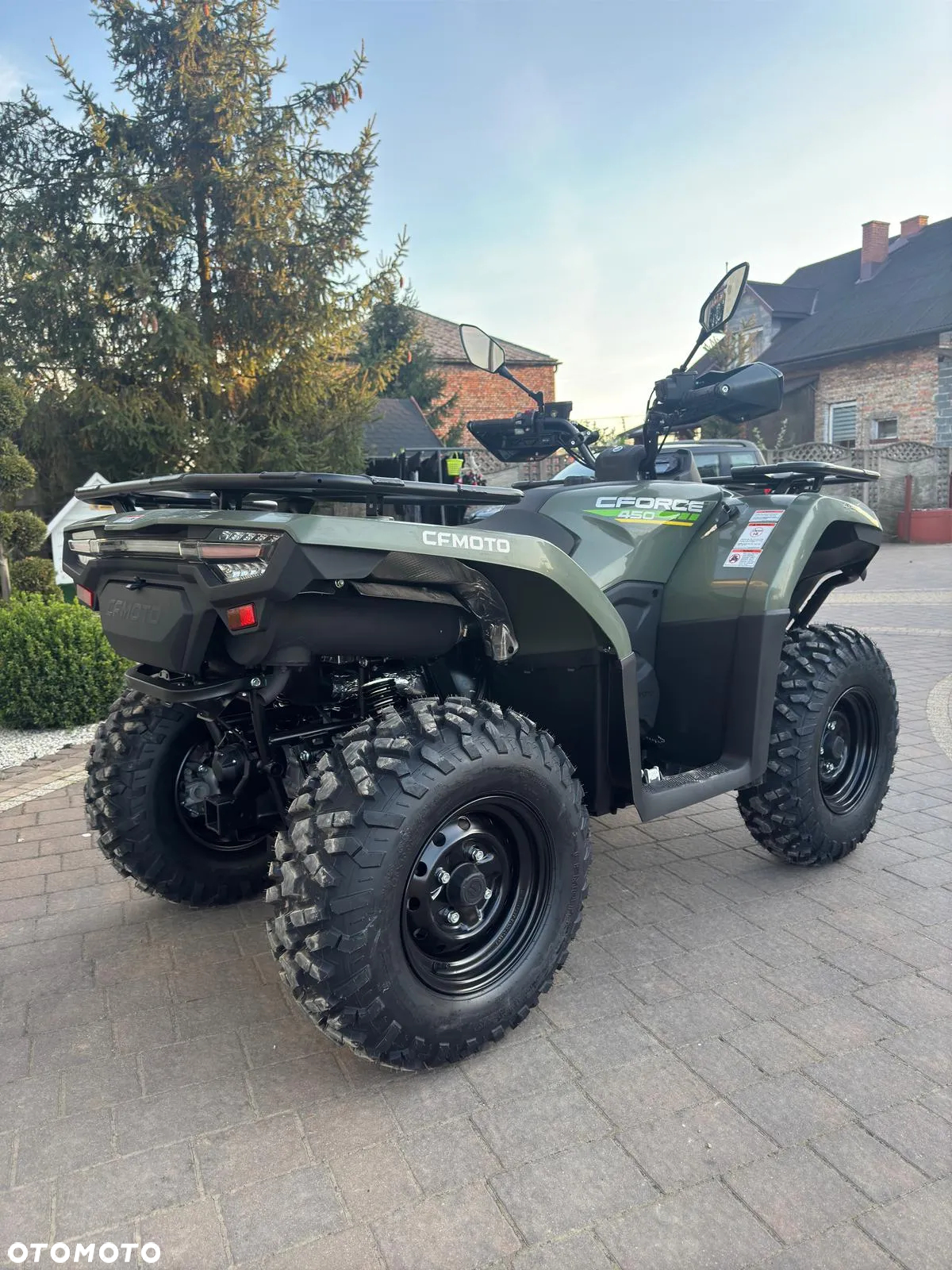 CFMoto CForce - 11