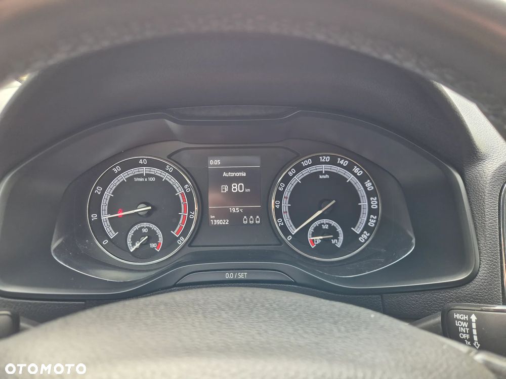 Skoda Karoq 1.0 TSI 4x2 Ambition - 18